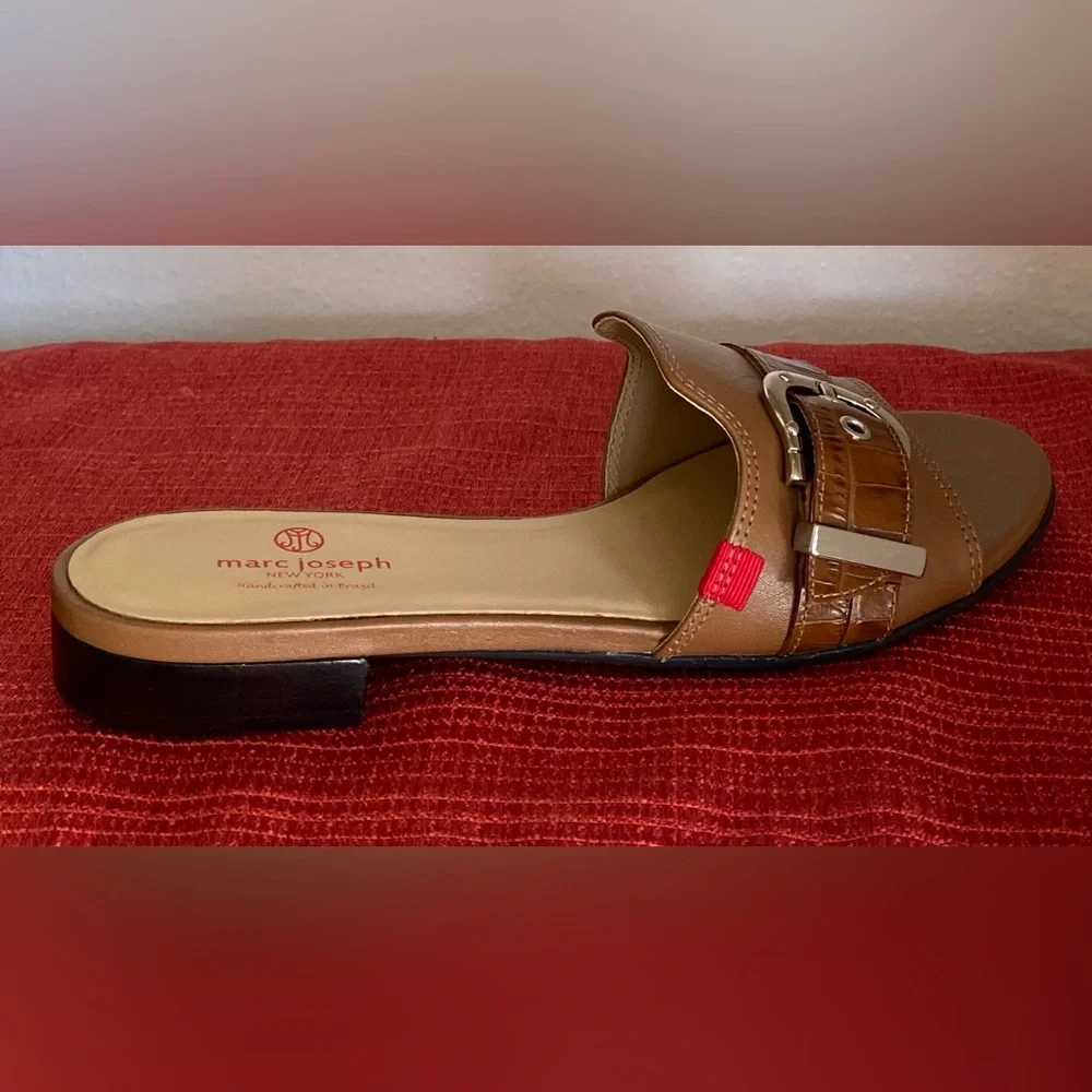 NWT..WOMENS MARC JOSEPH LEATHER SLIDE SANDALS - Picture 2 of 13